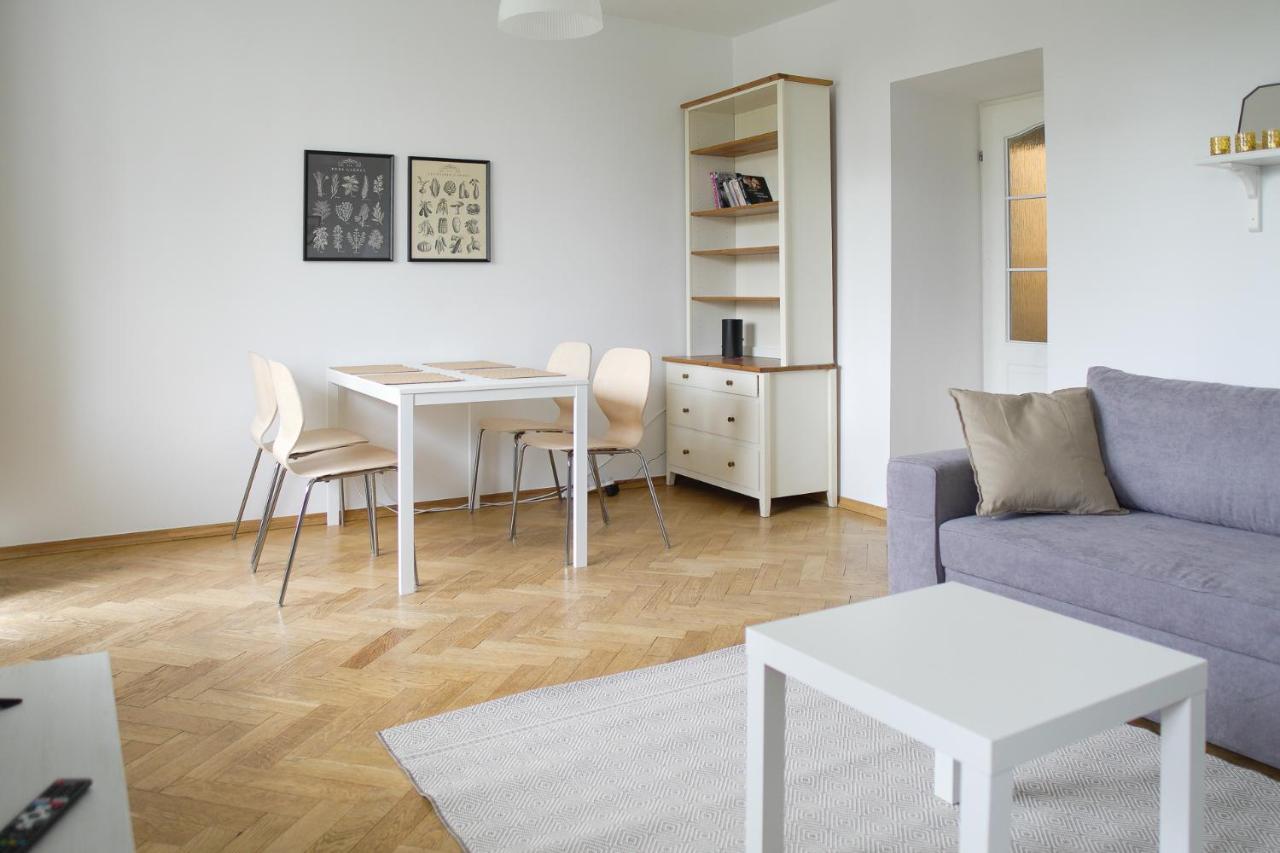 Apartament Przy Parku Saskim Варшава Экстерьер фото